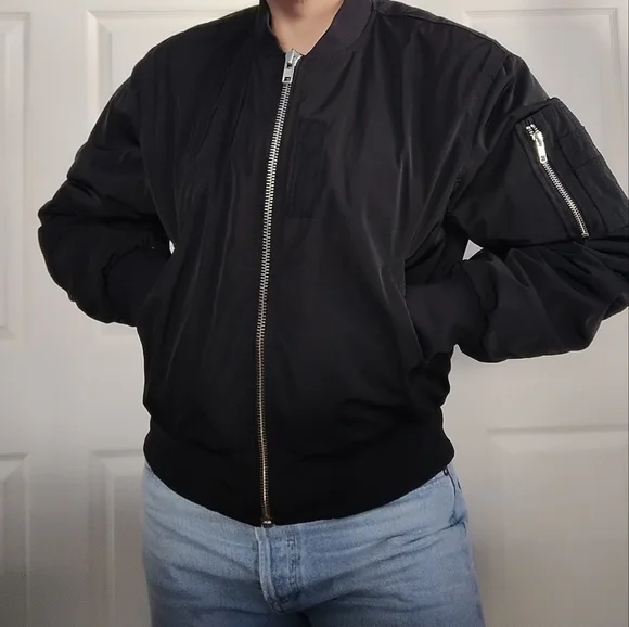 & Other Stories Black Bomber Jacket 8 - Picture 2 of 10